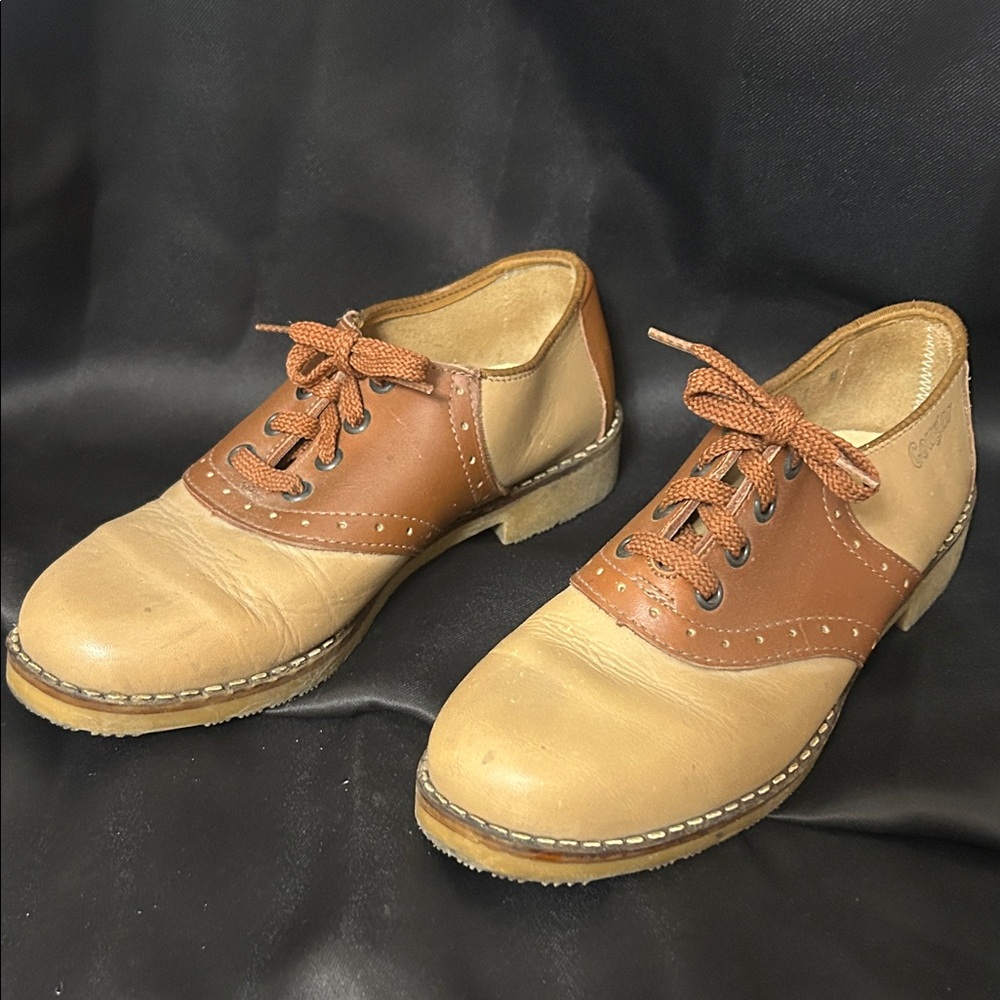 Vintage Cougar Saddle Shoes – Two-Tone Brown Leather – Crepe Sole